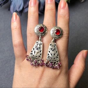 ‼️Clearance‼️Sterling silver garnet earring